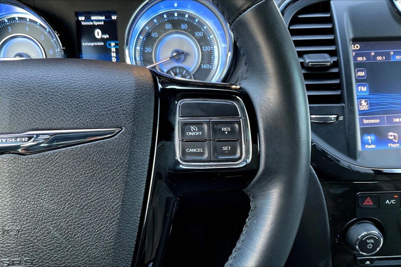 2014 CHRYSLER 300 Houston TX