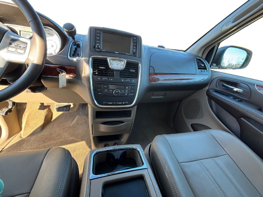 2014 CHRYSLER TOWN & COUNTRY TOURING Toledo OH