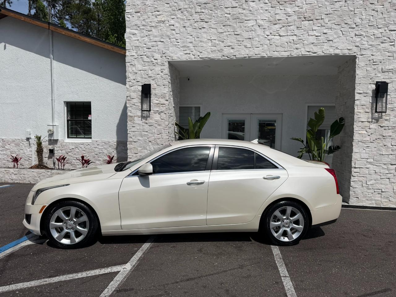 2014 Cadillac ATS 4dr Sdn 2.0L Standard RWD