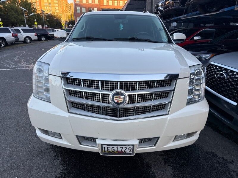 2014 Cadillac Escalade ESV AWD Platinum w/ Preferred Equipment Group Arlington VA