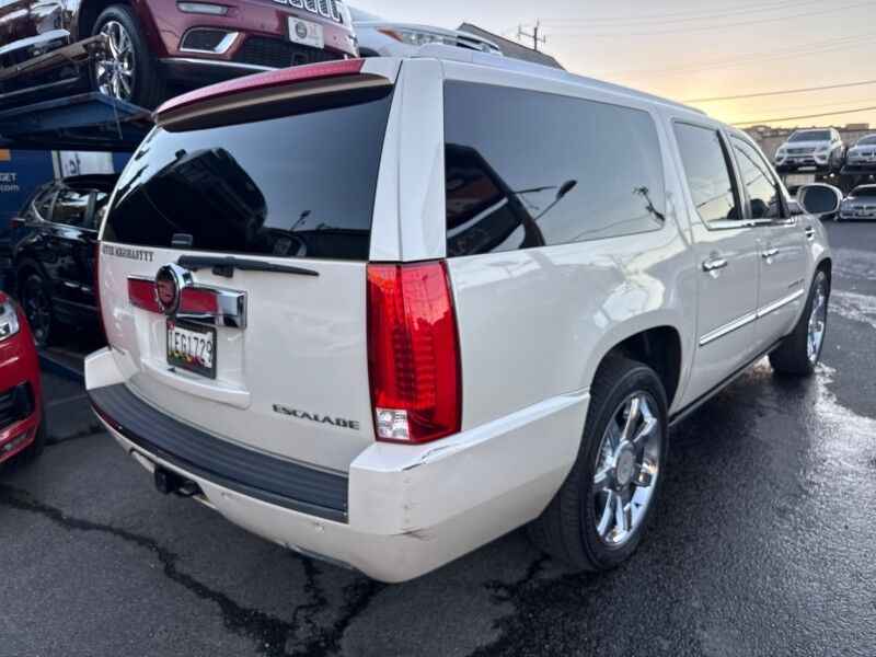 2014 Cadillac Escalade ESV AWD Platinum w/ Preferred Equipment Group Arlington VA