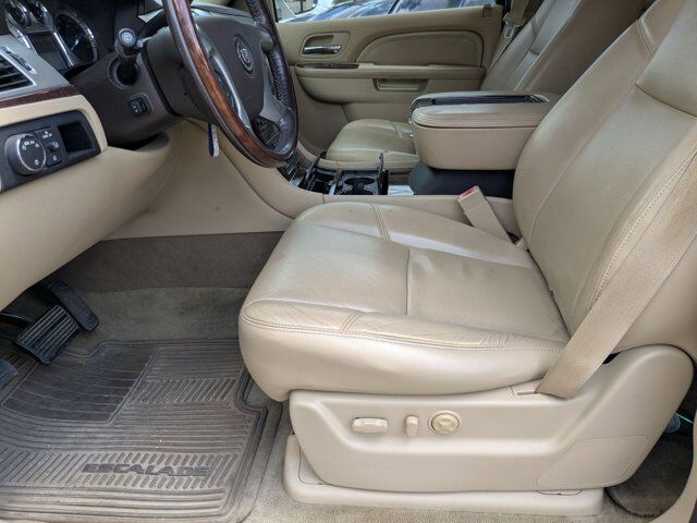 2014 Cadillac Escalade ESV Luxury