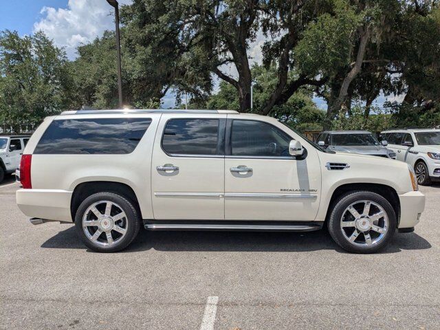 2014 Cadillac Escalade ESV Luxury