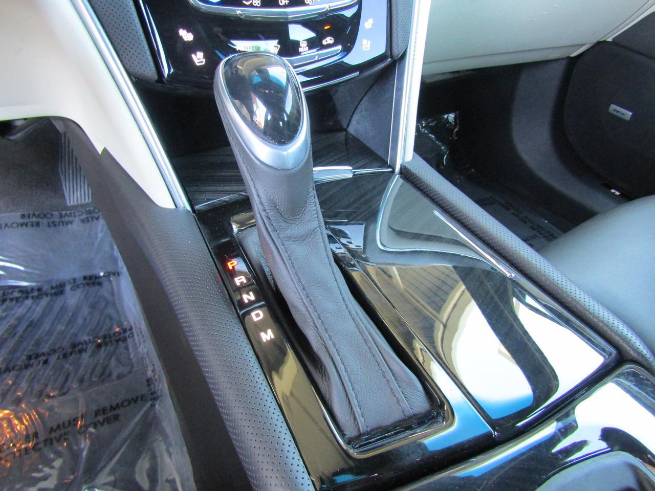 2014 Cadillac XTS 4dr Sdn Platinum FWD Grand Prairie TX