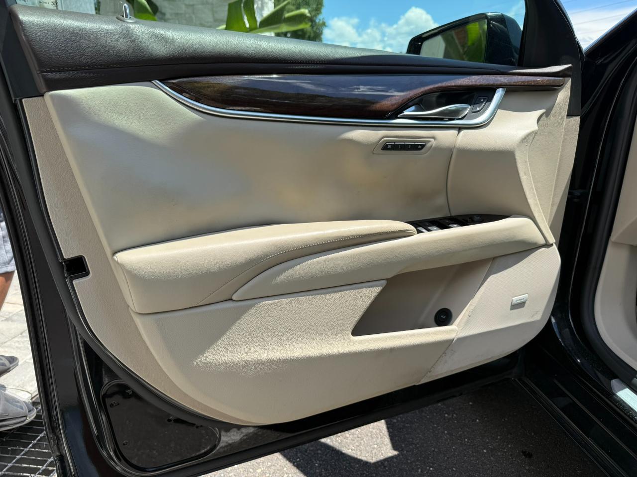 2014 Cadillac XTS 4dr Sdn Premium FWD Jacksonville FL