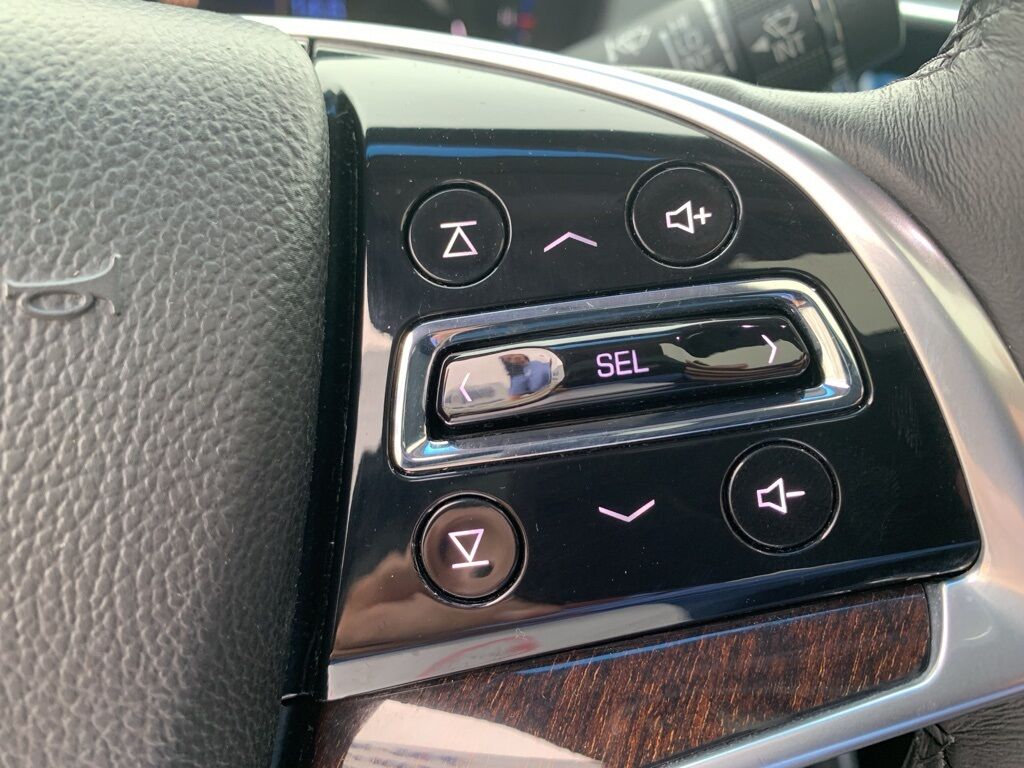 2014 Cadillac XTS Luxury Green Bay WI
