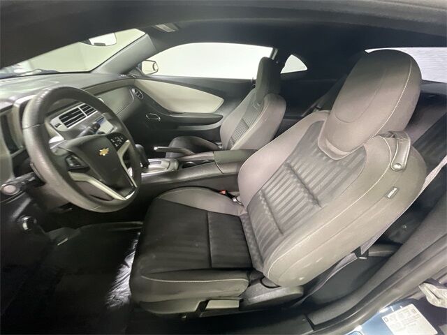 2014 Chevrolet Camaro 1LS photo 3