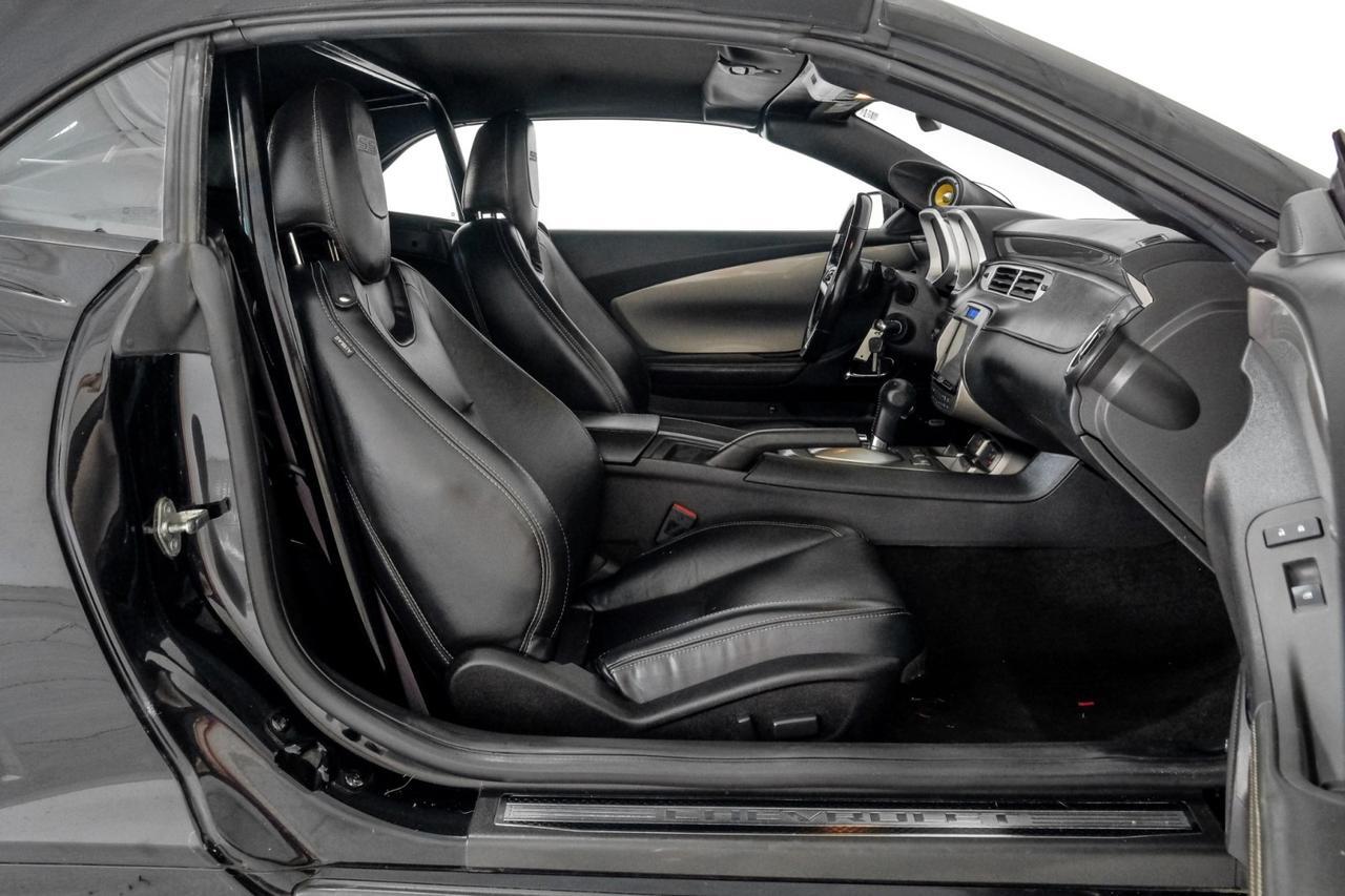 2014 Chevrolet Camaro Convertible 2SS AUTOMATIC HEADUP DISPLAY LEATHER HEATED SEATS REAR CAMERA PADDLE SHIFTERS Carrollton TX