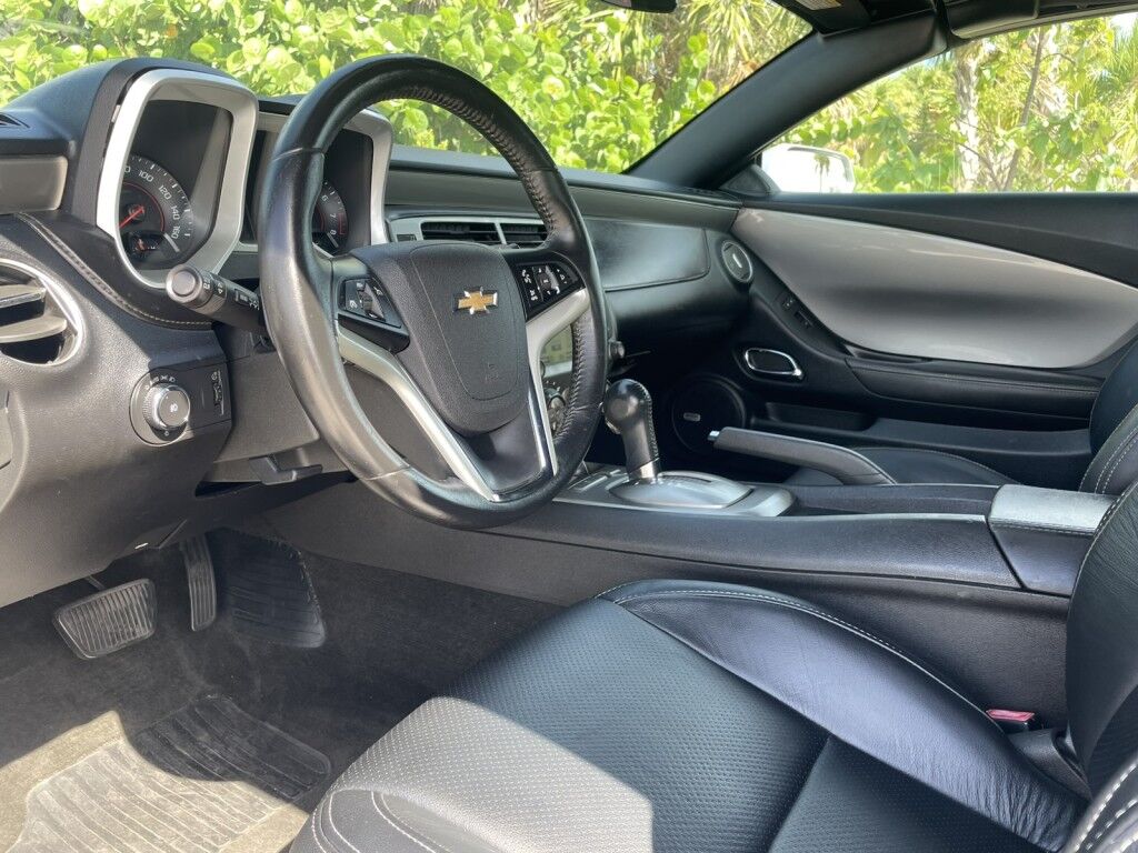 2014 Chevrolet Camaro LT~LOW MILES~BLIND SPOT WARNING~BLIND SPOT WARNING~CURTAIN AIRBAGS~LEATHER SEATS~PREMIUM SOUND SYSTEM~LIMITED SLIP DIFFERENTIAL Sarasota FL