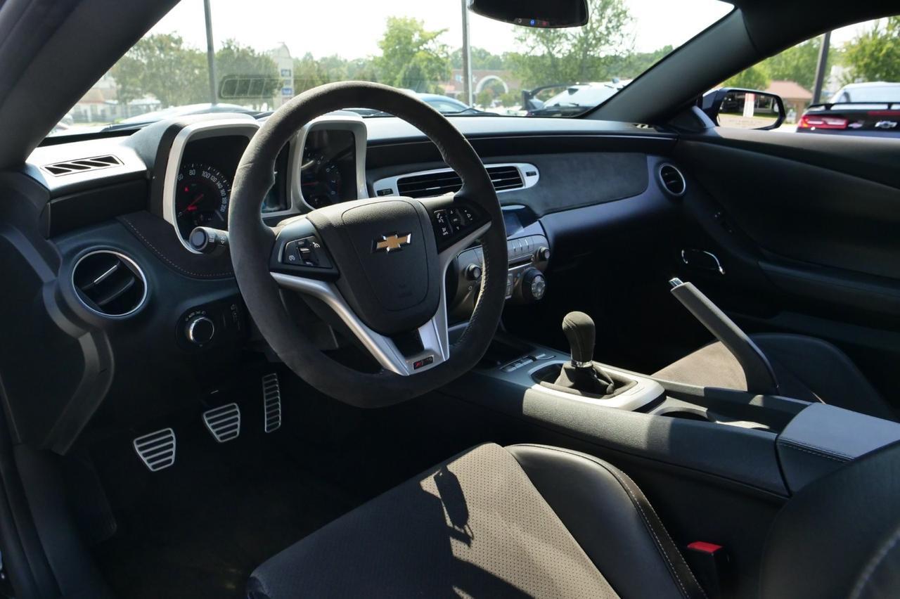 2014 Chevrolet Camaro Z/28 / Whipple Supercharger / Carbon Ceramic Brakes! Lincolnton NC