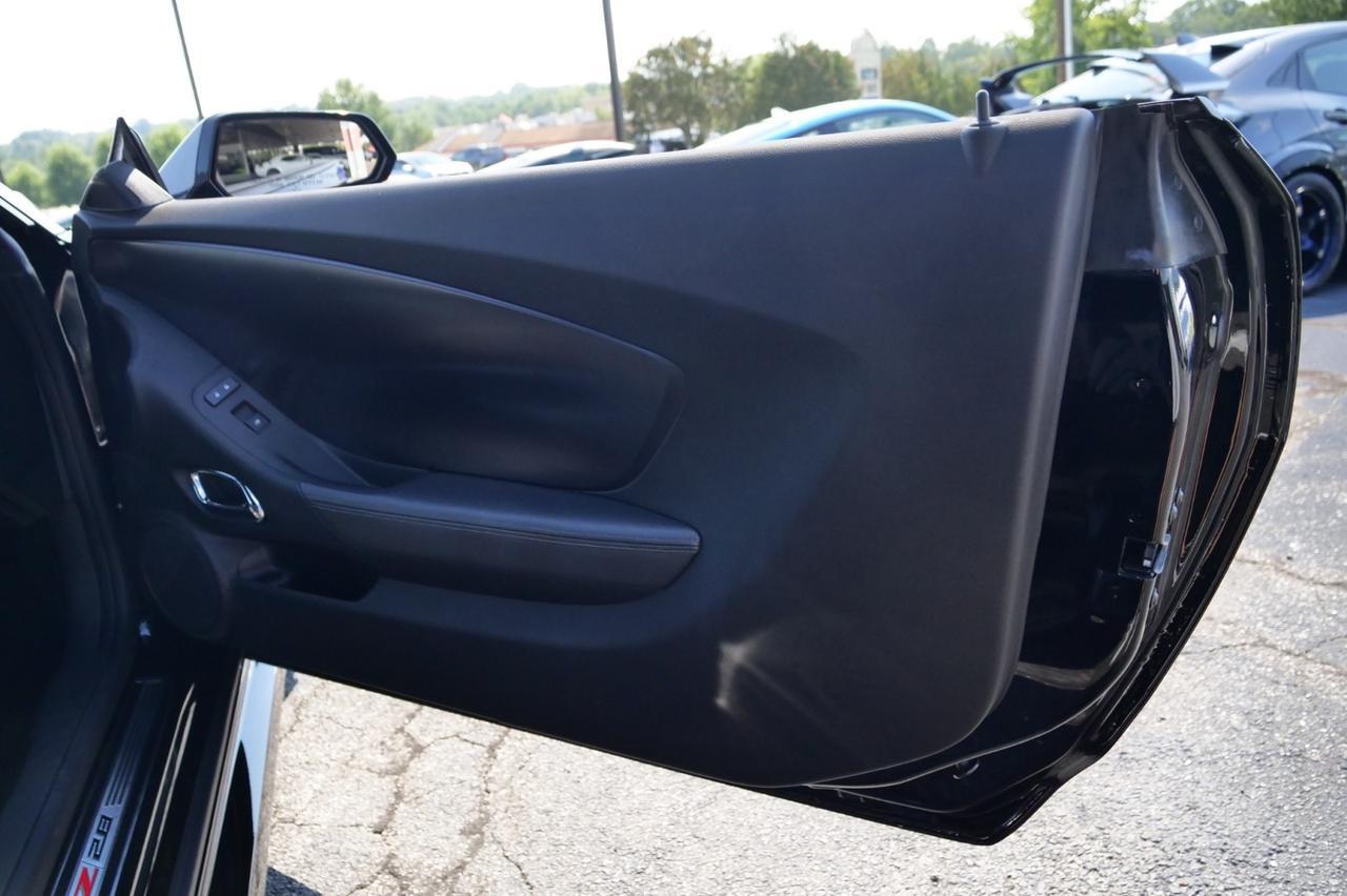 2014 Chevrolet Camaro Z/28 / Whipple Supercharger / Carbon Ceramic Brakes! Lincolnton NC