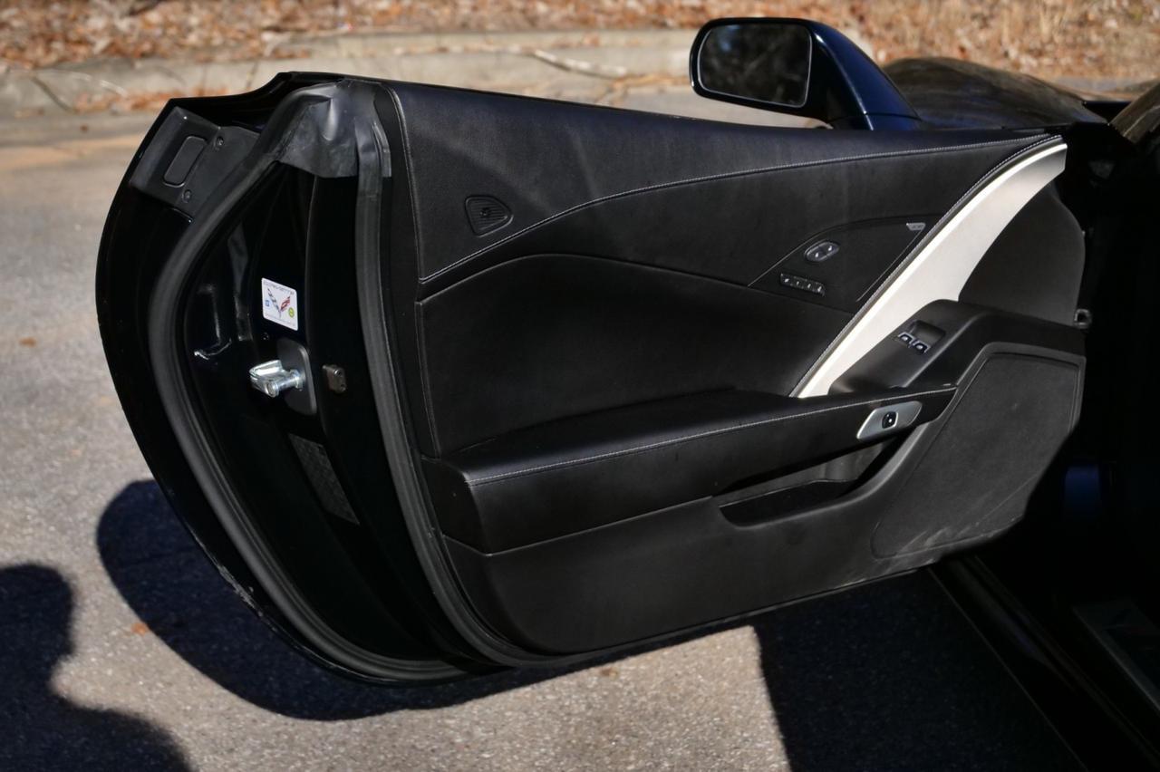 2014 Chevrolet Corvette Stingray 2LT / Vented Seats / 6.2L V8 / Bose Audio! Lincolnton NC