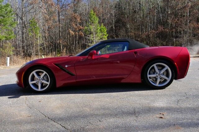 2014 Chevrolet Corvette Stingray Convertible 2LT / 6.2L V8 / Performance Exhaust! High Point NC