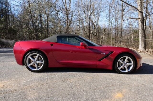 2014 Chevrolet Corvette Stingray Convertible 2LT / 6.2L V8 / Performance Exhaust! High Point NC