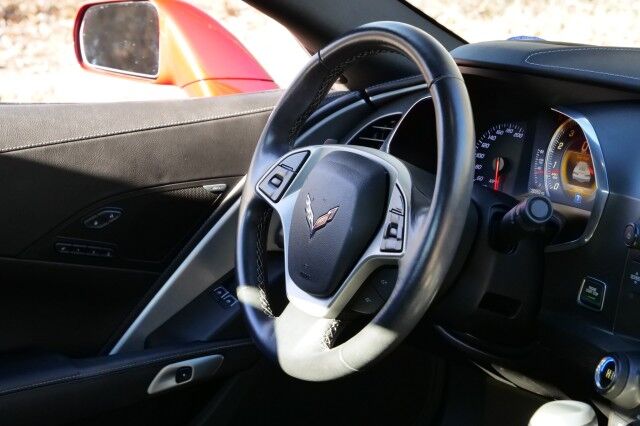 2014 Chevrolet Corvette Stingray Convertible 2LT / 6.2L V8 / Performance Exhaust! High Point NC