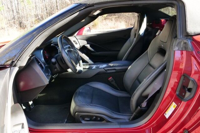 2014 Chevrolet Corvette Stingray Convertible 2LT / 6.2L V8 / Performance Exhaust! High Point NC