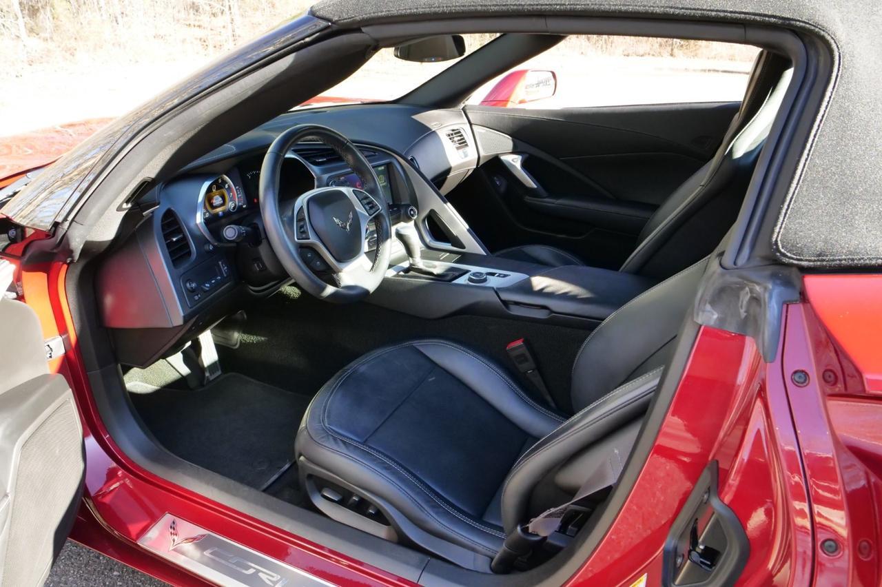 2014 Chevrolet Corvette Stingray Convertible 2LT / 6.2L V8 / Performance Exhaust! Lincolnton NC