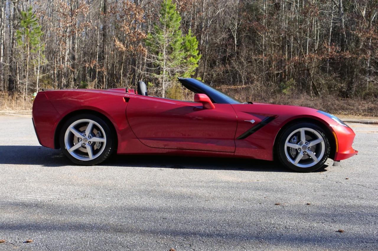 2014 Chevrolet Corvette Stingray Convertible 2LT / 6.2L V8 / Performance Exhaust! Lincolnton NC