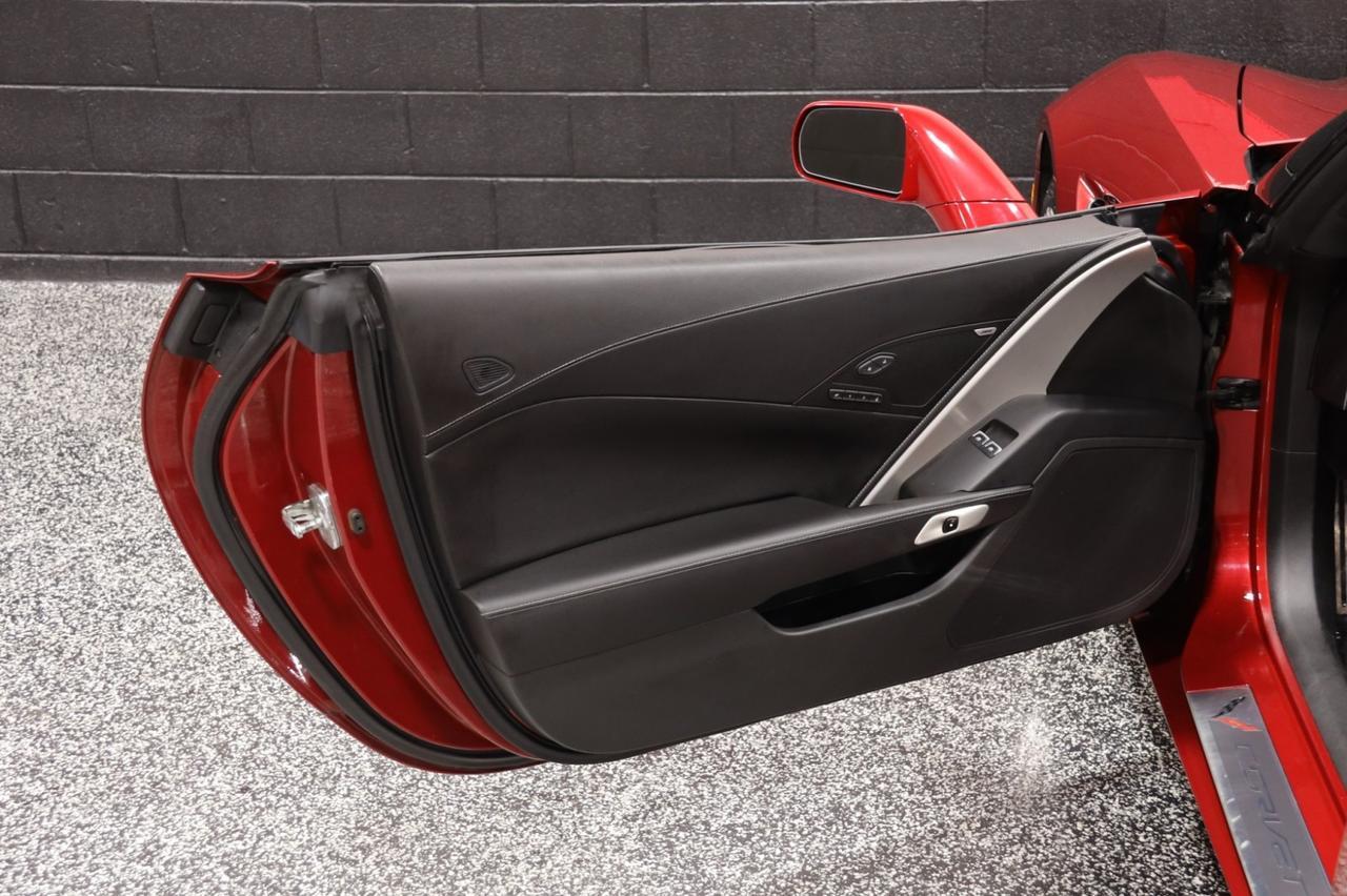 2014 Chevrolet Corvette Stingray Z51 2LT 7-Speed Manual 2dr Convertible Skokie IL