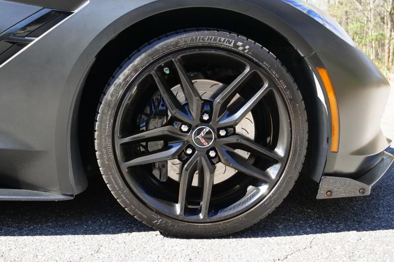 2014 Chevrolet Corvette Stingray Z51 2LT / Ground Effects / Performance Exhaust! Lincolnton NC