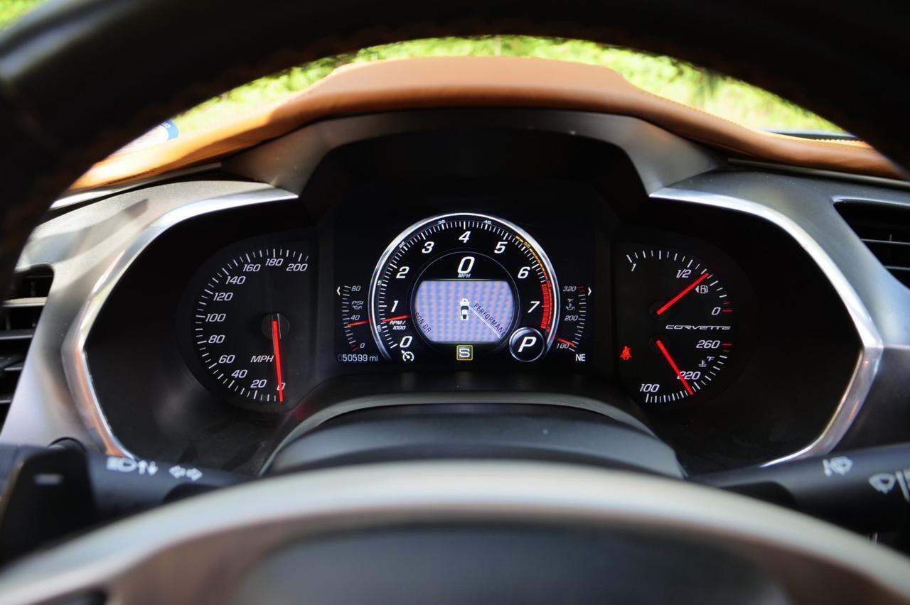 2014 Chevrolet Corvette Stingray Z51 3LT Convertible photo 7