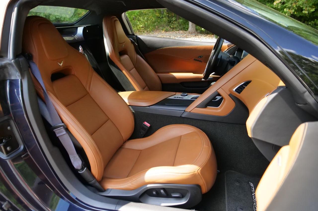2014 Chevrolet Corvette Stingray Z51 3LT Convertible photo 28