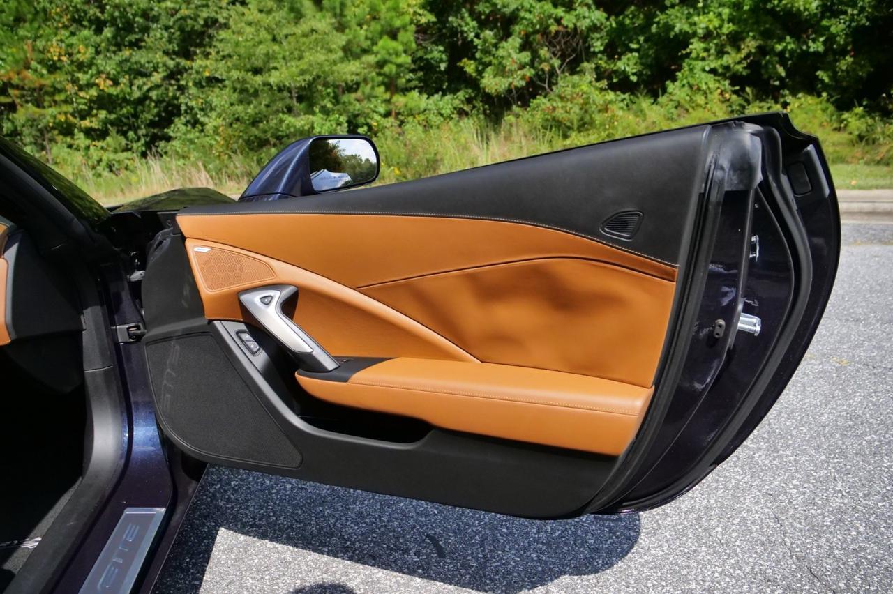 2014 Chevrolet Corvette Stingray Z51 3LT Convertible photo 33