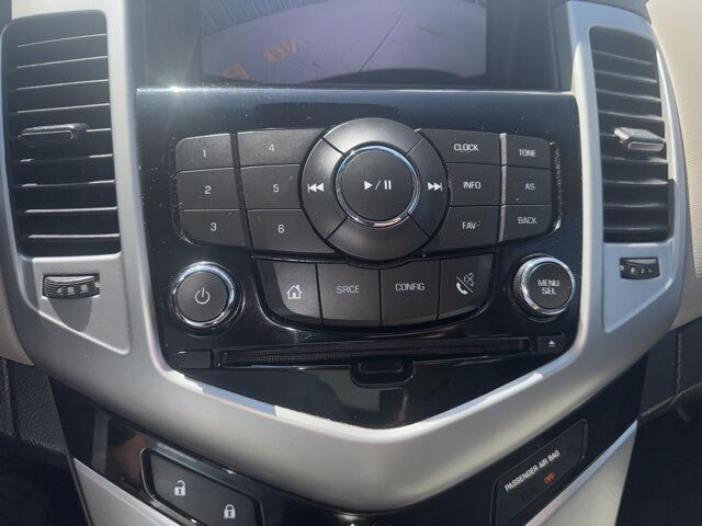 2014 Chevrolet Cruze photo 19