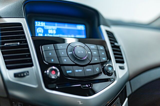 2014 Chevrolet Cruze 2LS Red Deer AB