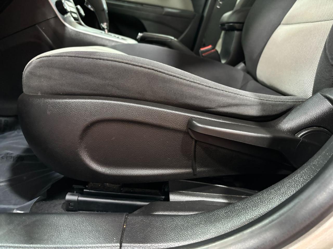 2014 Chevrolet Cruze LS Auto Franklin OH