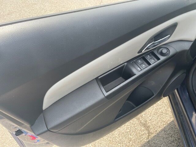 2014 Chevrolet Cruze LS Cleveland OH