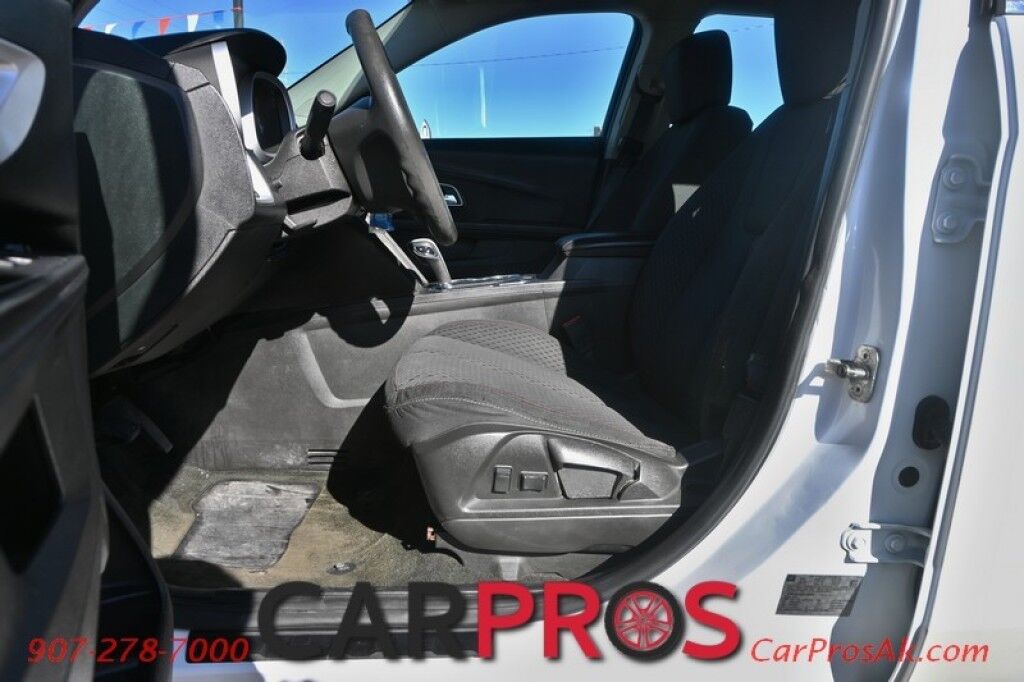 2014 Chevrolet Equinox LS - AWD - 2.4L 4-Cyl - Power Driver's Seat - Power Locks, Windows & Mirrors - Bluetooth - Aluminum Wheels - Keyless Entry - Only 60K Miles - 29 MPG Anchorage AK