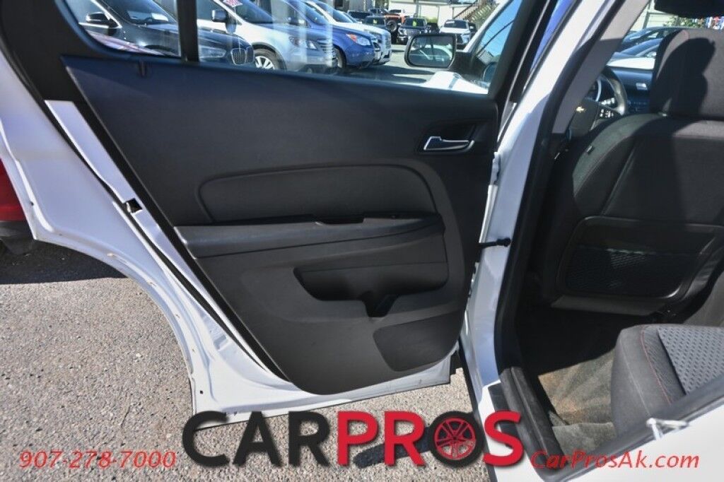 2014 Chevrolet Equinox LS - AWD - 2.4L 4-Cyl - Power Driver's Seat - Power Locks, Windows & Mirrors - Bluetooth - Aluminum Wheels - Keyless Entry - Only 60K Miles - 29 MPG Anchorage AK