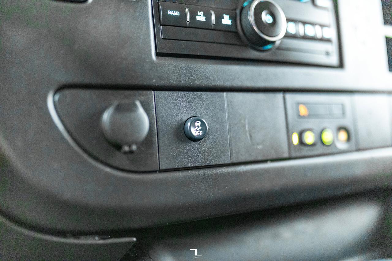 2014 Chevrolet Express 1500 AWD Cargo Van Red Deer AB