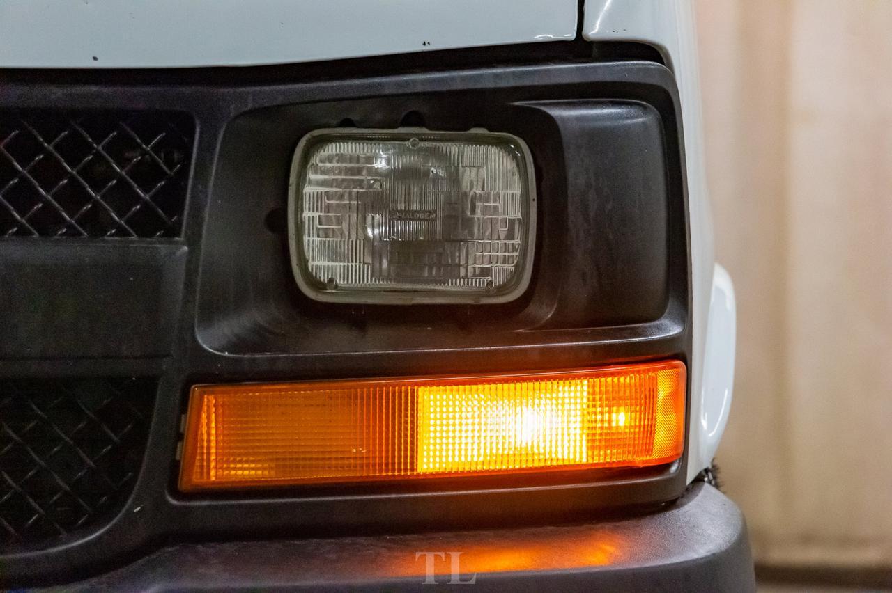 2014 Chevrolet Express 1500 AWD LS 8 Passenger Red Deer AB