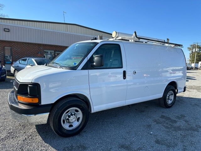 2014 Chevrolet Express 2500 Cargo Van w/ Ladder Rack & Bin Pkg