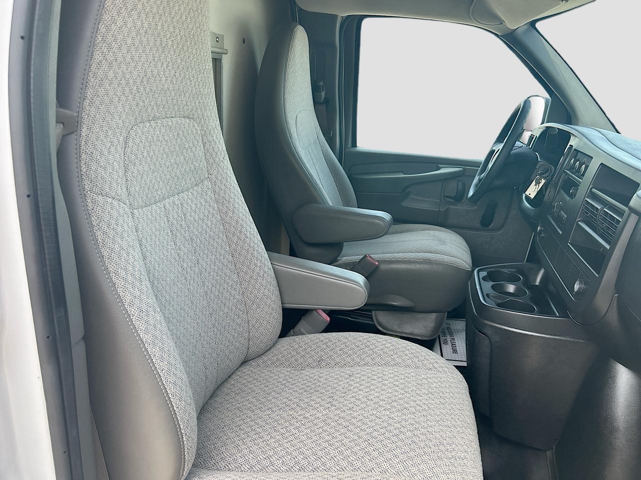 2014 Chevrolet Express Commercial Cutaway 3500 Van Venice FL