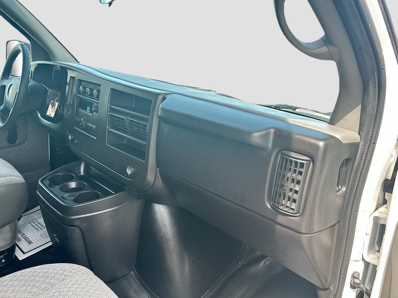 2014 Chevrolet Express Commercial Cutaway 3500 Van Venice FL