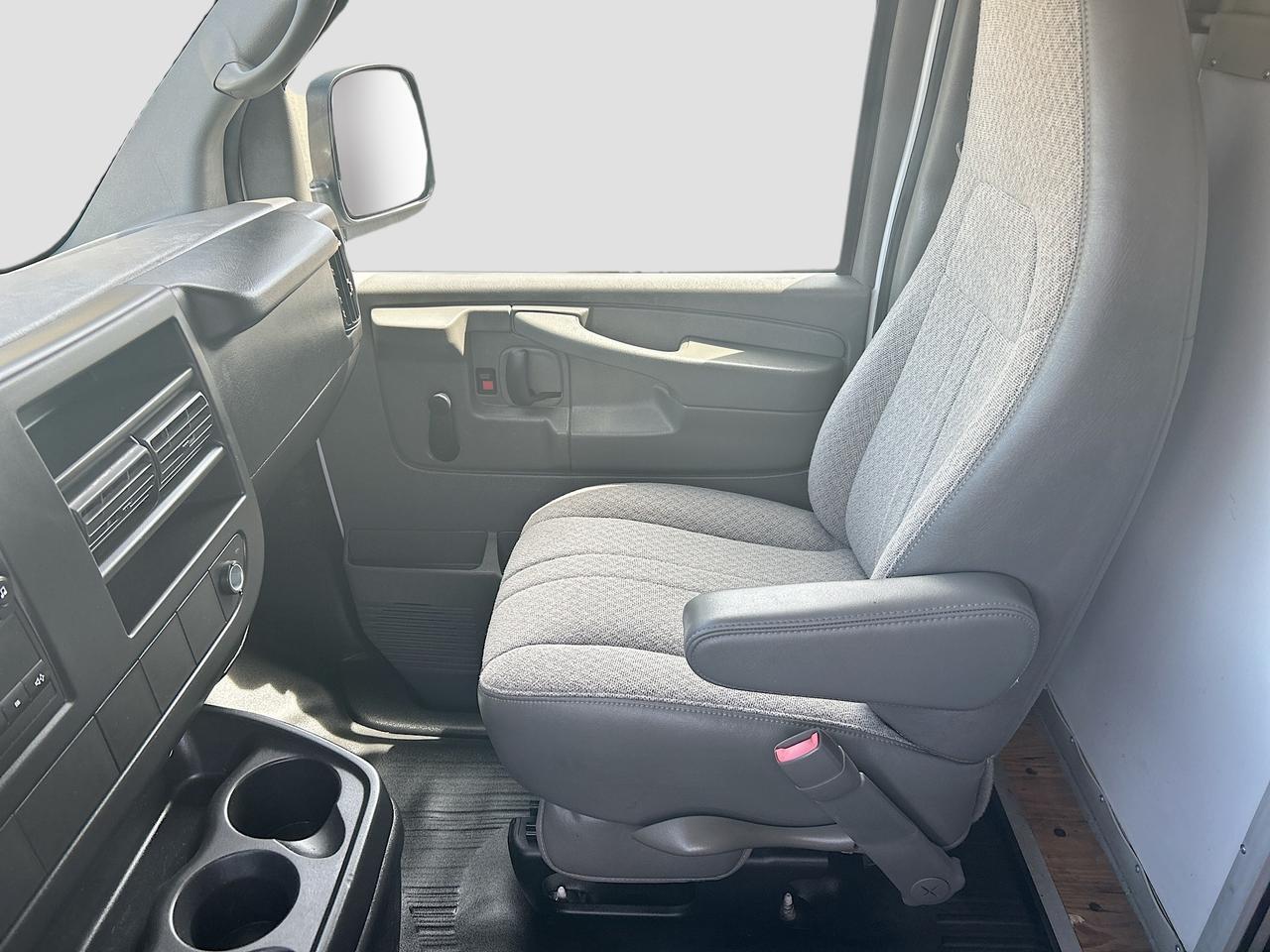 2014 Chevrolet Express Commercial Cutaway 3500 Van Venice FL