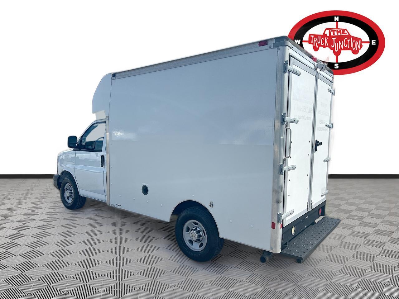 2014 Chevrolet Express Commercial Cutaway 3500 Van Venice FL