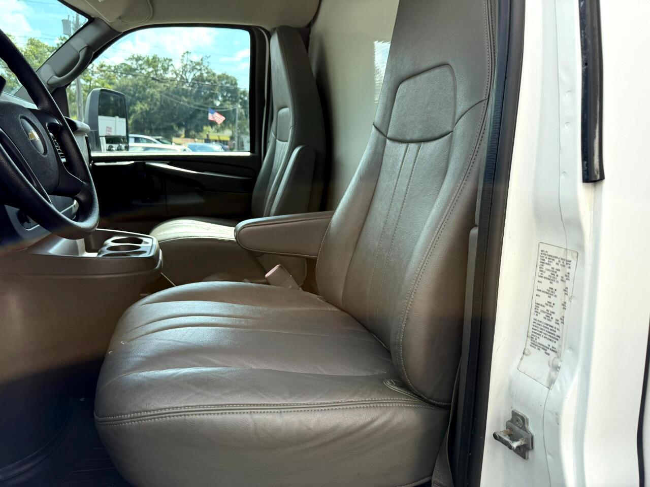 2014 Chevrolet Express Commercial Cutaway 4500 Van 177&quot; Diesel Jacksonville FL