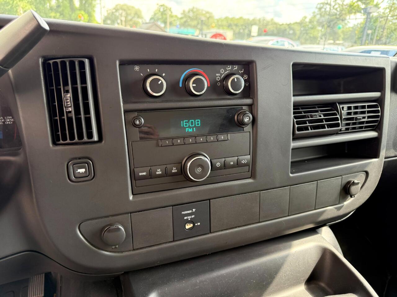 2014 Chevrolet Express Commercial Cutaway 4500 Van 177&quot; Diesel Jacksonville FL