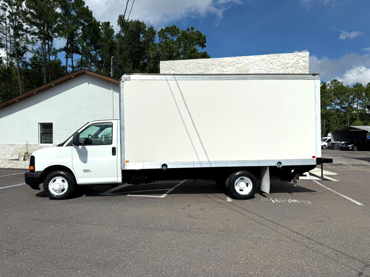 2014 Chevrolet Express Commercial Cutaway 4500 Van 177&quot; Diesel Jacksonville FL