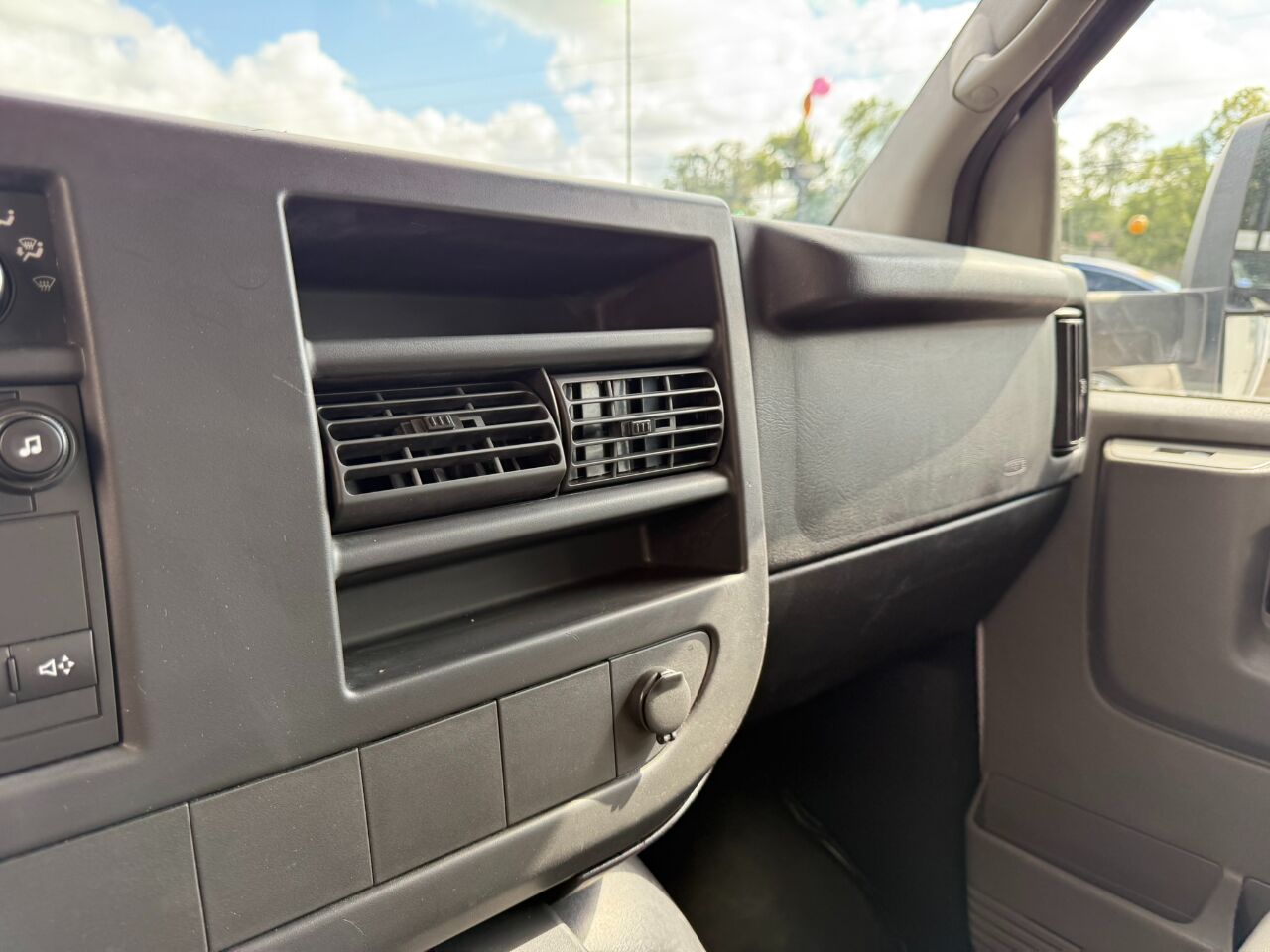 2014 Chevrolet Express Commercial Cutaway 4500 Van 177" Diesel Jacksonville FL