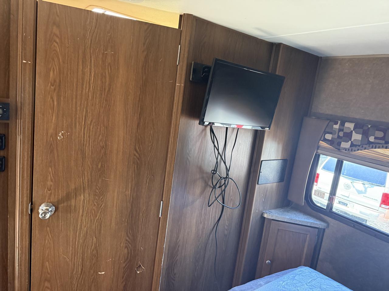 2014 Chevrolet Express Commercial Cutaway RV Edison NJ