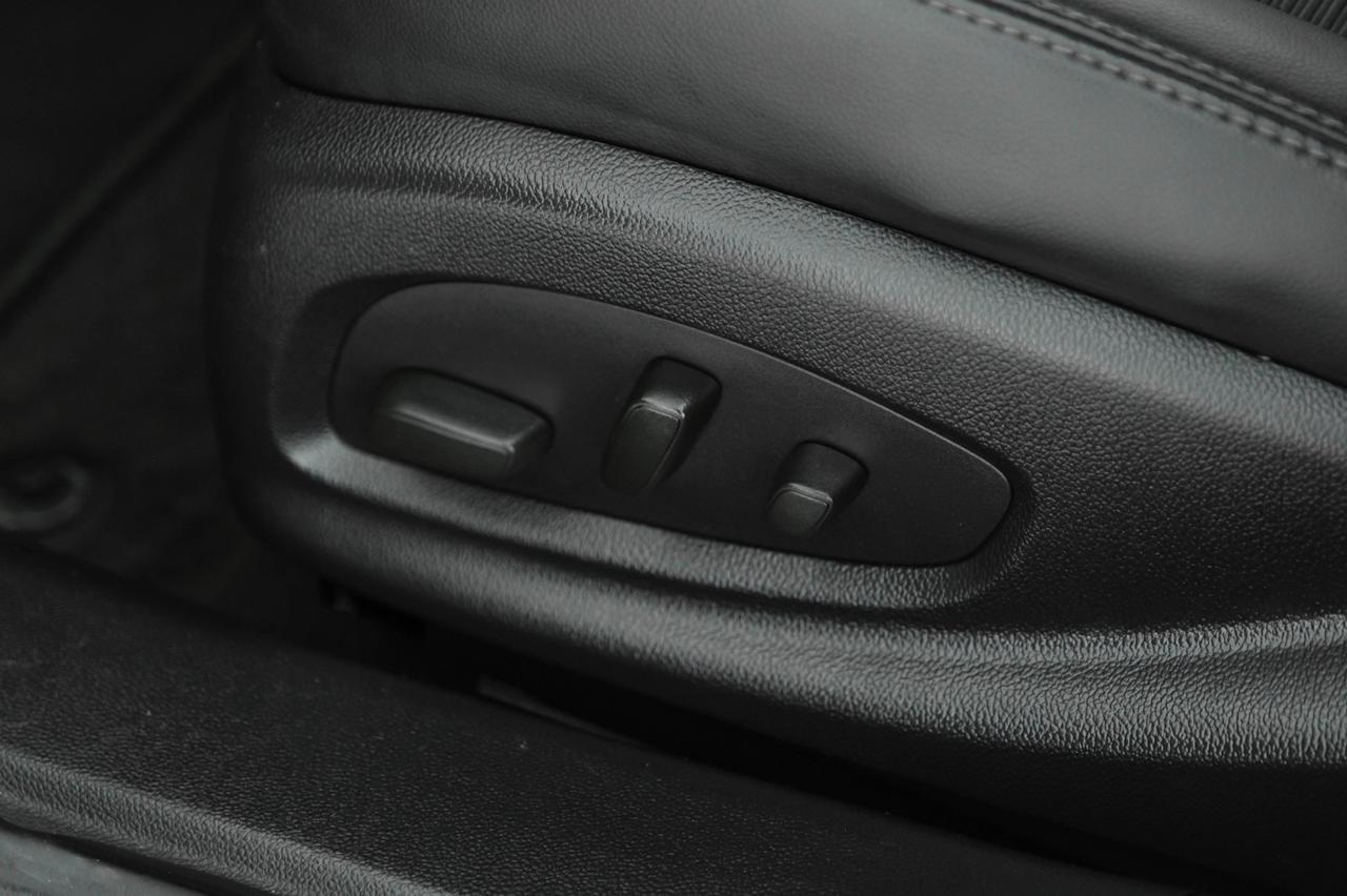 2014 Chevrolet Impala 2LT AUTOMATIC LEATHER/CLOTH SEATS REAR CAMERA BLUETOOTH POWER DRIVER SEAT Carrollton TX