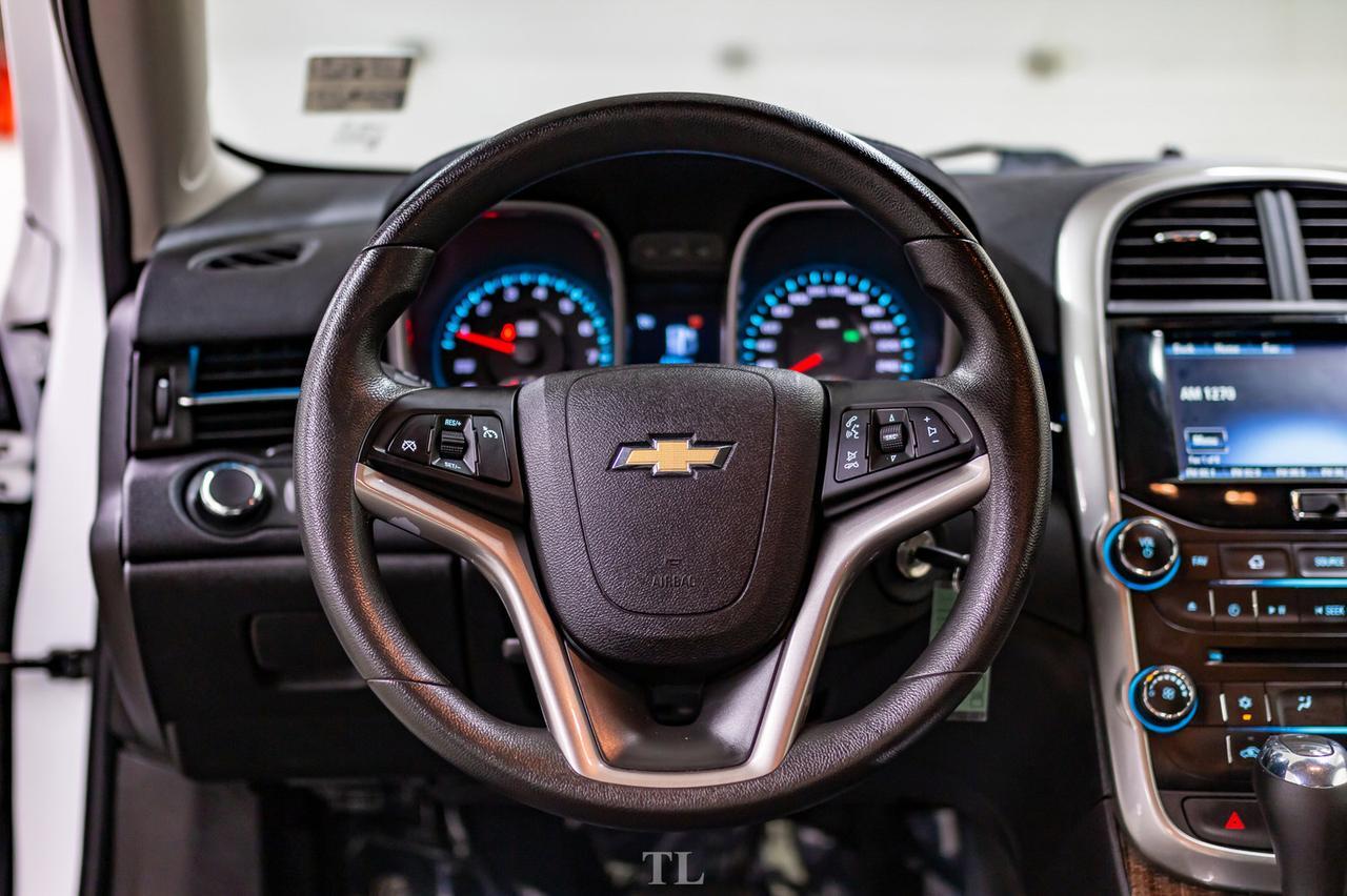 2014 Chevrolet Malibu 1LT BCam Red Deer AB