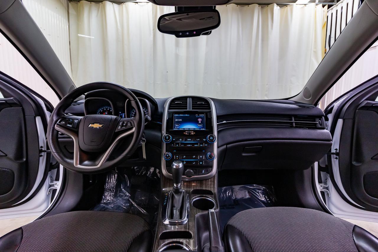 2014 Chevrolet Malibu 1LT BCam Red Deer AB