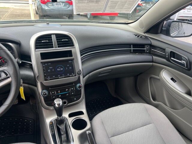 2014 Chevrolet Malibu LS Gainesville TX