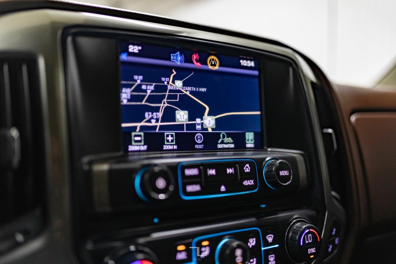 2014 Chevrolet Silverado 1500 4x4 Crew Cab High Country Leather Roof Nav BCam Red Deer AB